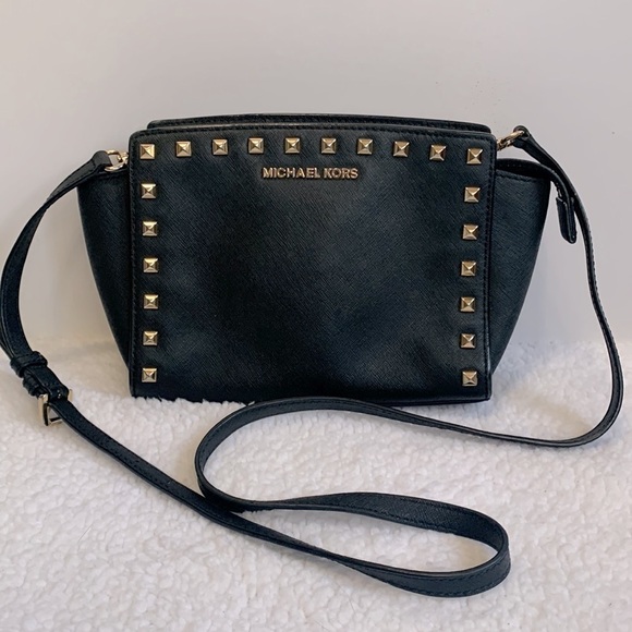 MICHAEL Kors Selma black gold studded leather crossbody bag - Picture 1 of 8